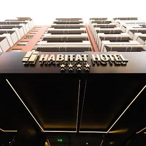 4* Ξενοδοχείο Habitat