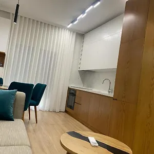Apartment Center Kafe Flora, Tirana