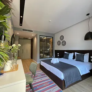  Apart-hotel Retreat
