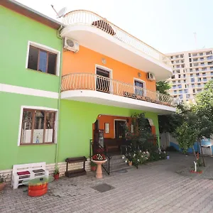 Hostal Osho, Tirana